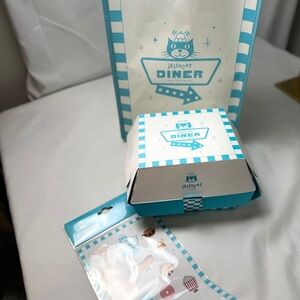 Authentic Jellycat Diner FAO Schwarz Playful Set Hamburger Box and Stickers